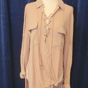 Entro Blouse in Warm Tan